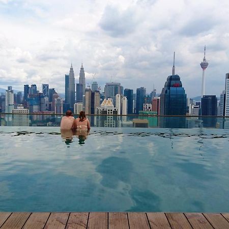 Regalia Suites Infinity Pool 吉隆坡 外观 照片