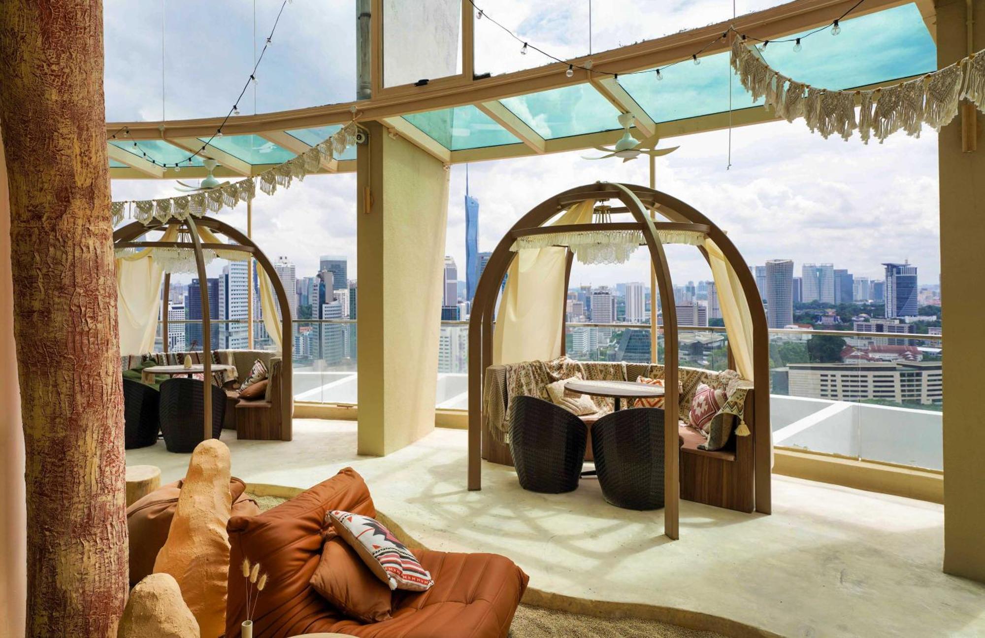 Regalia Suites Infinity Pool 吉隆坡 外观 照片